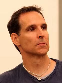 Todd McFarlane von Gage Skidmore